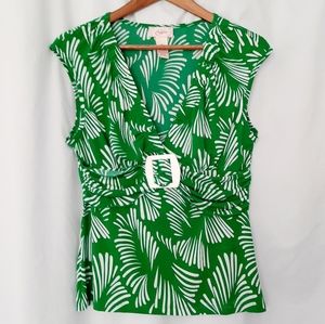 Candie's sleeveless v-neck blouse